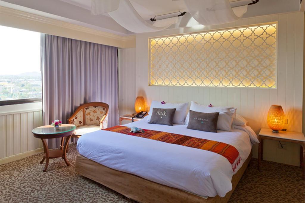Двухместный (Двухместный номер Делюкс с 1 кроватью) отеля Ploy Palace Hotel, Мукдахан