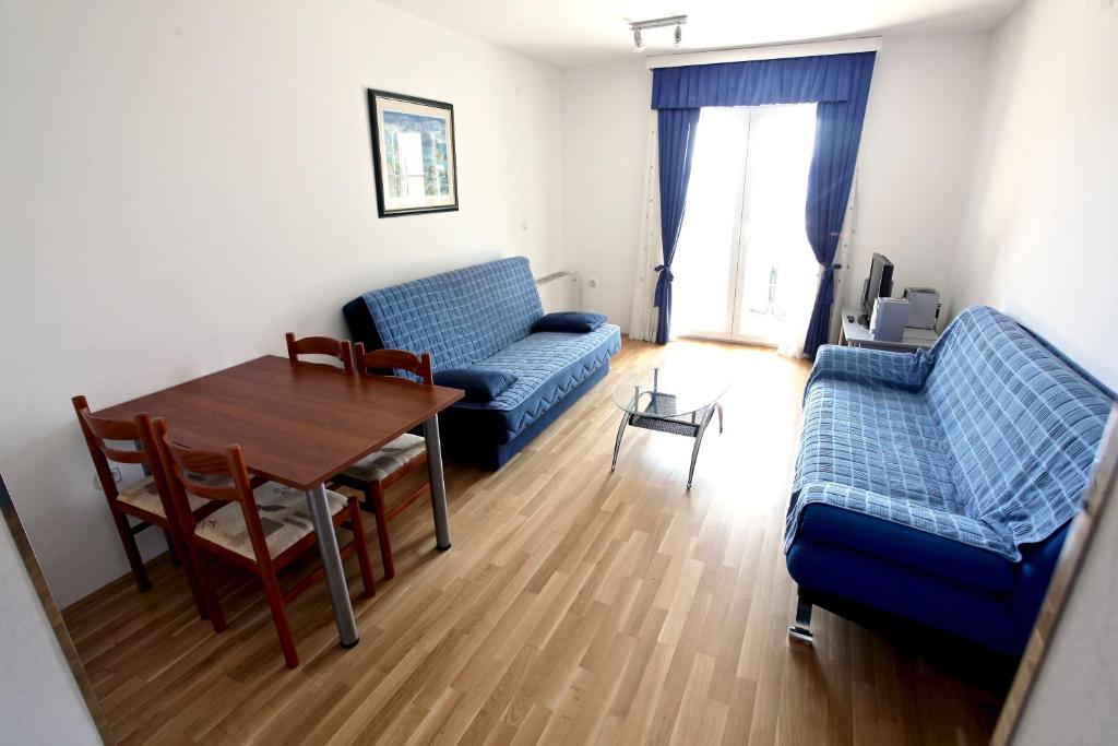Апартаменты (Апартаменты с 1 спальней (для 5 взрослых)) апартамента Vila Smirna, Свети-Филип-и-Яков