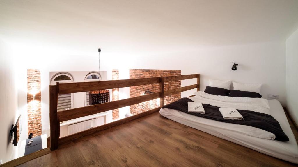 Апартаменты (Двухуровневые апартаменты), Cracow Rent Apartments