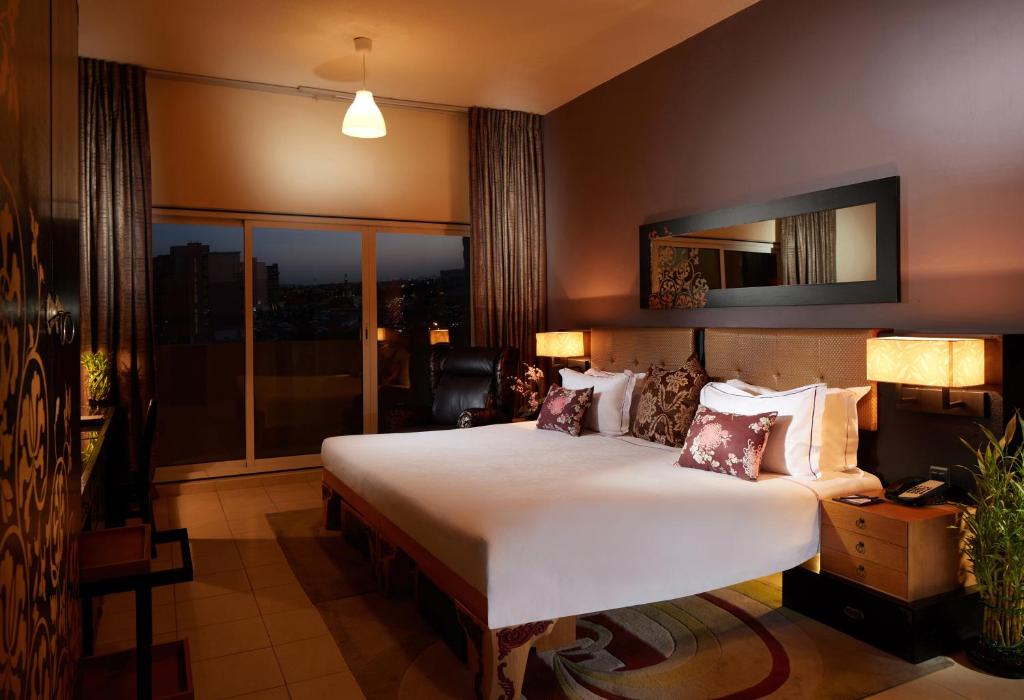 Апартаменты (Апартаменты Делюкс с 1 спальней) апарт-отеля ZiQoo Hotel Apartments Dubai, Дубай