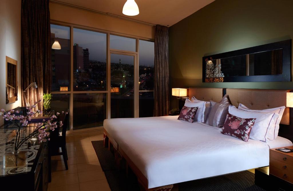 Апартаменты (Апартаменты с 1 спальней) апарт-отеля ZiQoo Hotel Apartments Dubai, Дубай
