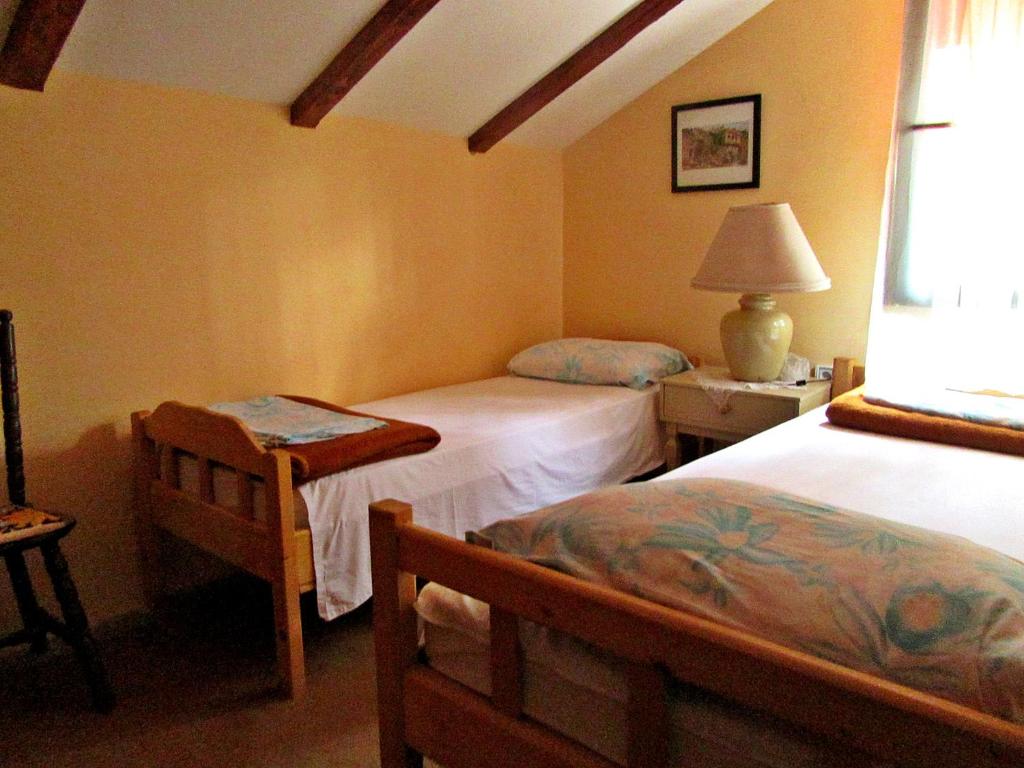 Двухместный (Двухместный номер с 1 кроватью или 2 отдельными кроватями, общая ванная комната) гостевого дома Guest House Keserovic, Винци