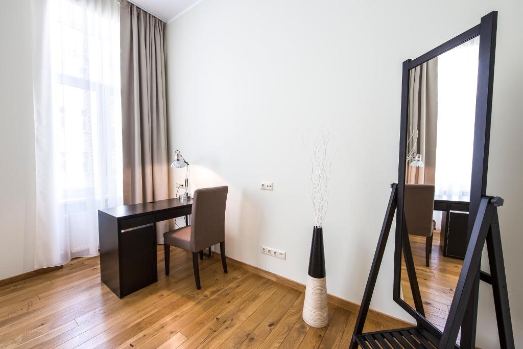 Апартаменты (Апартаменты с 2 спальнями и балконом), Riga Lux Apartments - Ernesta