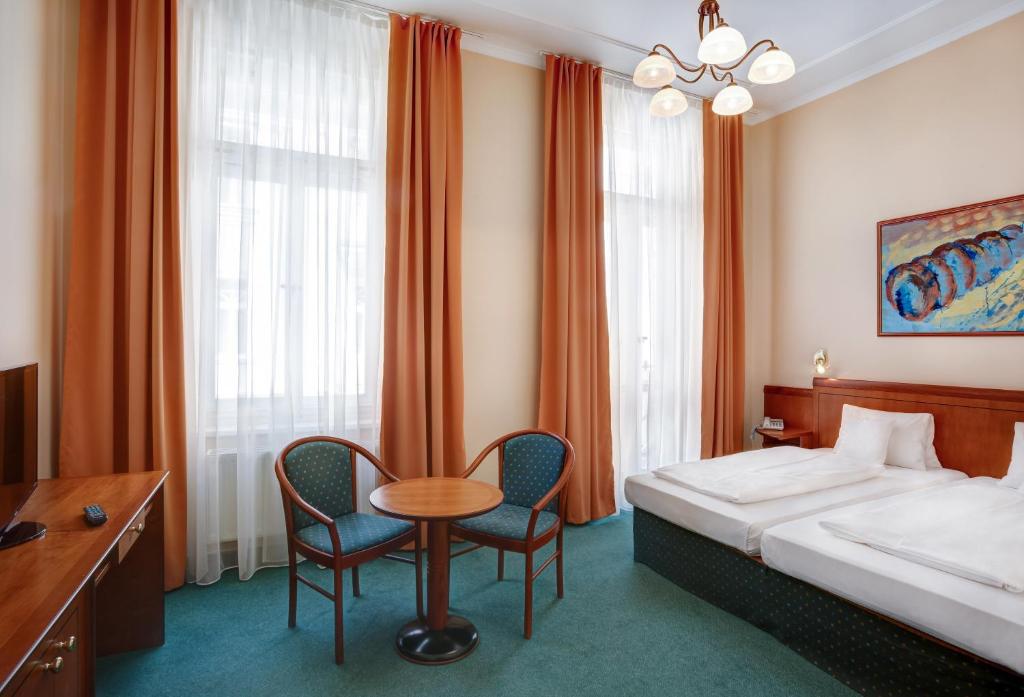 Двухместный (Двухместный номер с 1 кроватью или 2 отдельными кроватями) отеля Hotel-Sanatorium Westend, Марианские Лазне