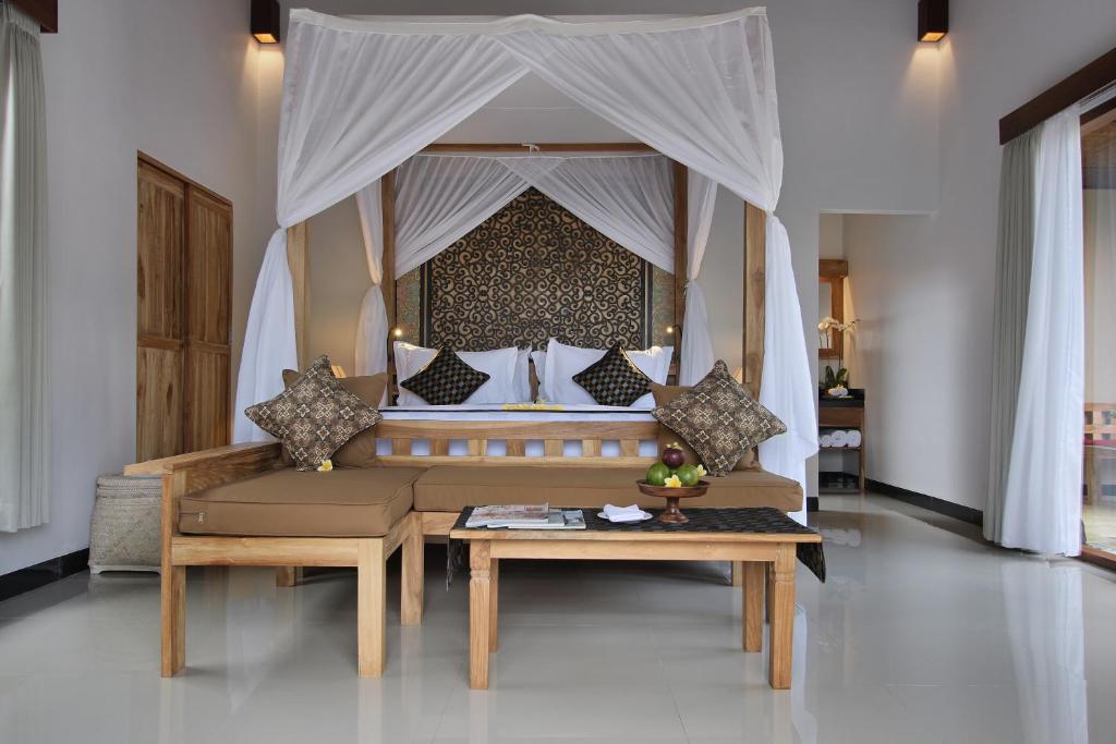 Вилла (Люкс с видом на бассейн), Puri Landu Ubud Luxury Villas