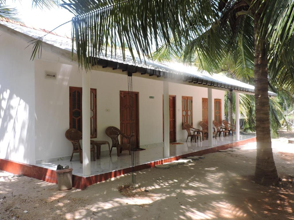Гостевой дом Gopalapuram Guest House, Нилавели