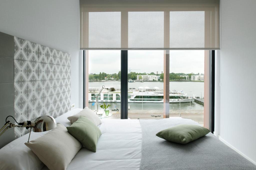 Апартаменты (Апартаменты с 2 спальнями и видом на реку) апарт-отеля Eric Vökel Boutique Apartments - Amsterdam Suites, Амстердам