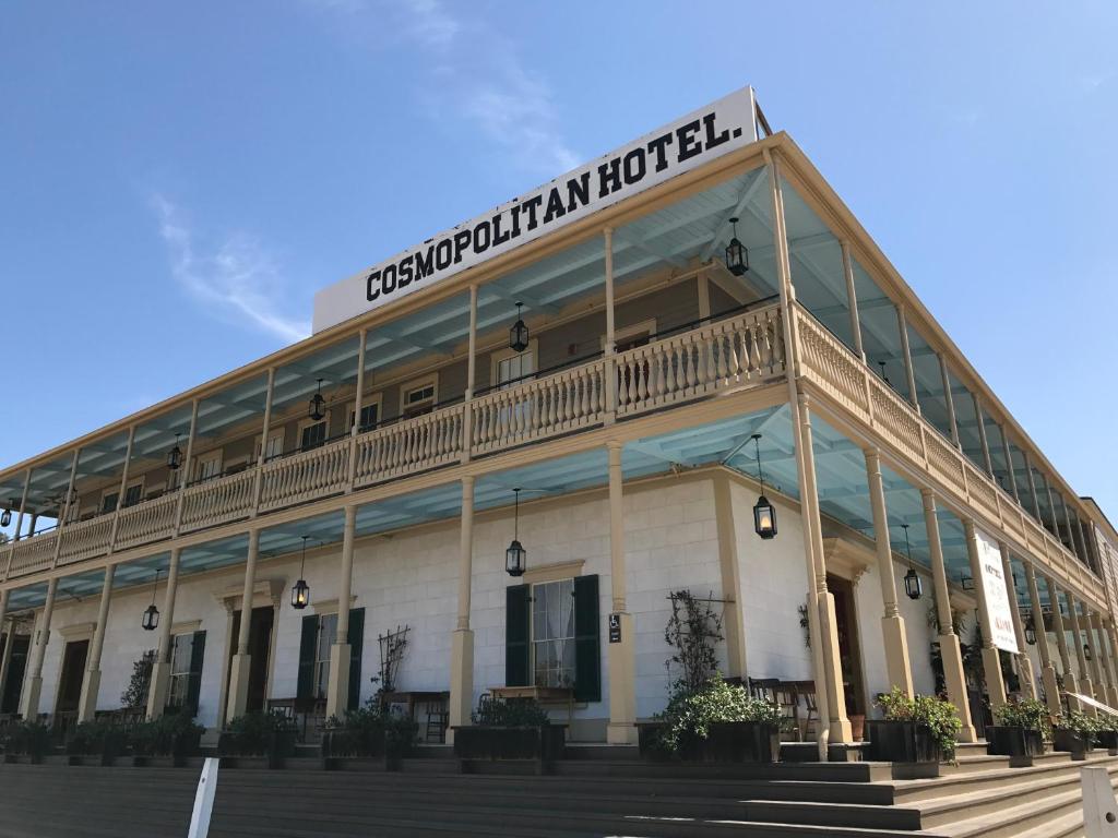 Cosmopolitan Hotel