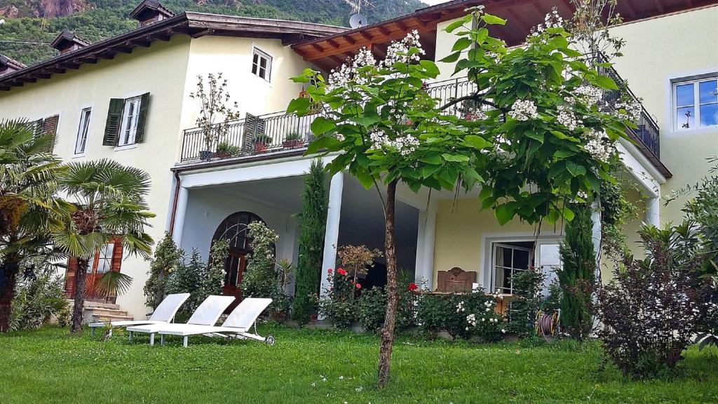 Двухместный (Улучшенный двухместный номер с 1 кроватью и видом на сад) гостевого дома Brandlgut, Больцано