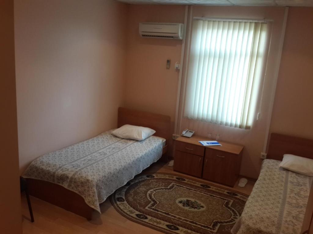 Двухместный (Стандартный двухместный номер с 2 отдельными кроватями) отеля Montenegro, Баку