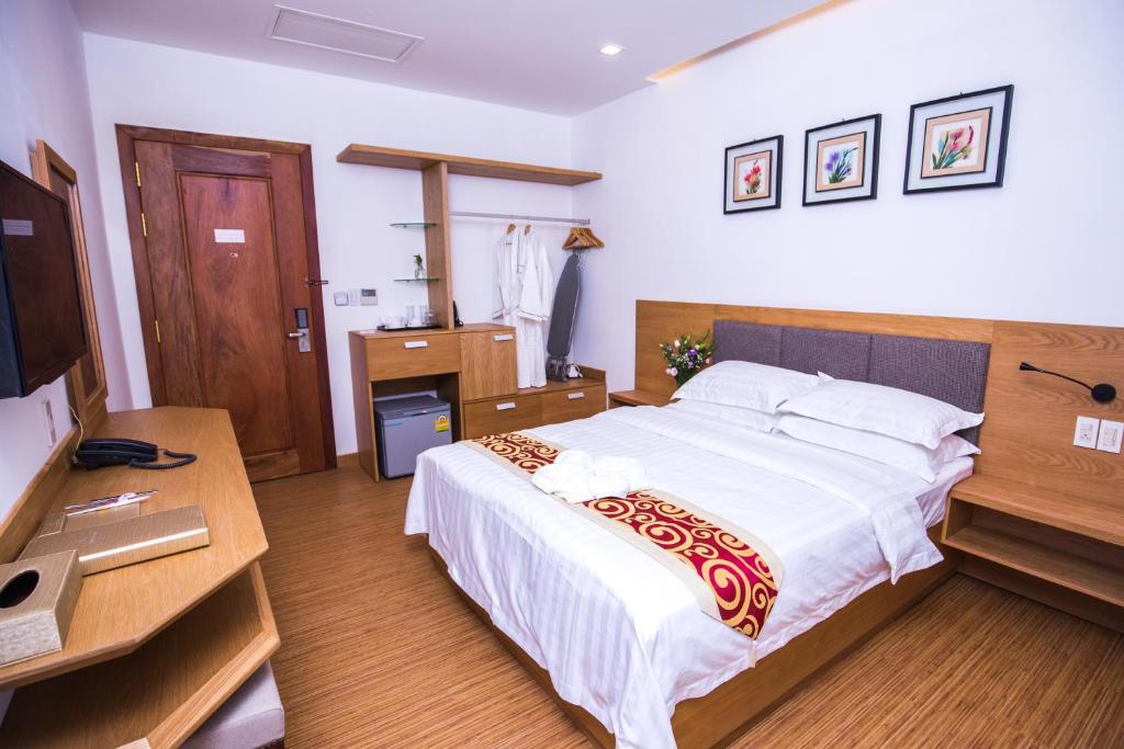 Двухместный (Стандартный двухместный номер с 1 кроватью) отеля Orussey One Hotel & Apartment, Пномпень