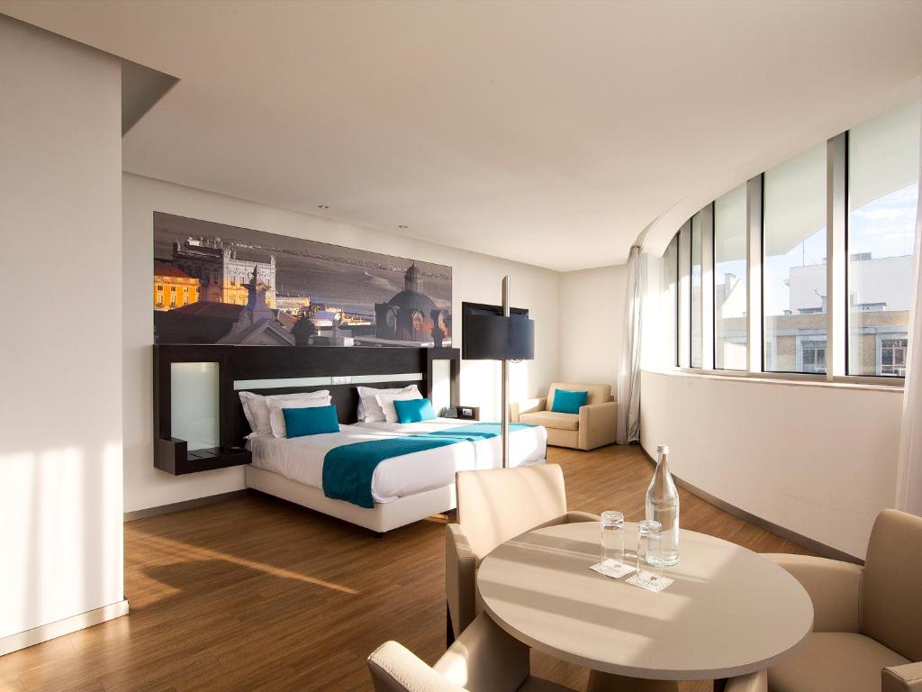 Двухместный (Представительский двухместный номер с 1 кроватью или 2 отдельными кроватями) отеля Jupiter Lisboa Hotel, Лиссабон