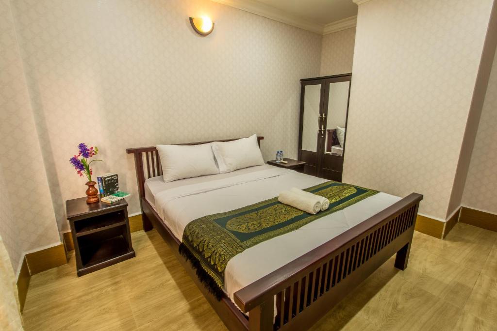 Двухместный (Двухместный номер с 1 уроватью и общей ванной комнатой) отеля RS Guesthouse, Пномпень