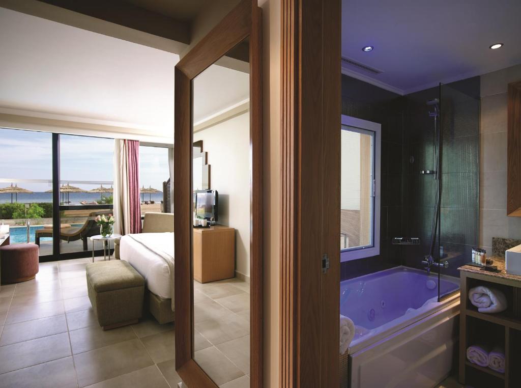 Двухместный (Номер у кромки воды - Только для взрослых) курортного отеля Coral Sea Sensatori Resort, Шарм-эль-Шейх