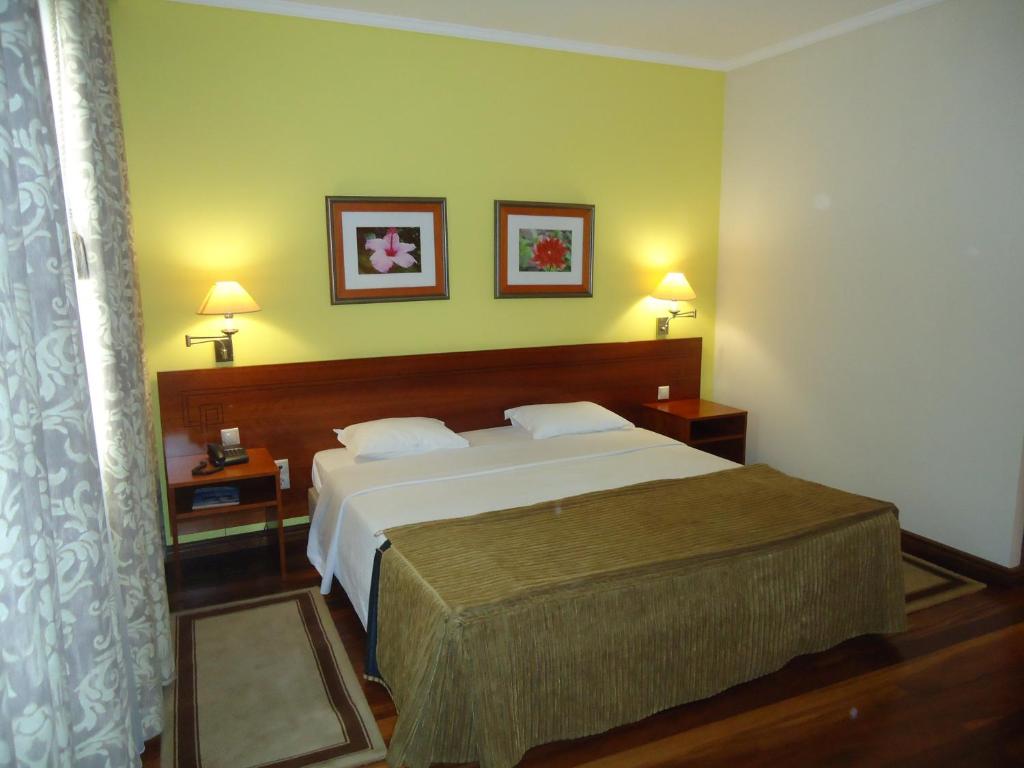 Двухместный (Двухместный номер с 1 кроватью) отеля Hotel Camoes, Понта-Делгада