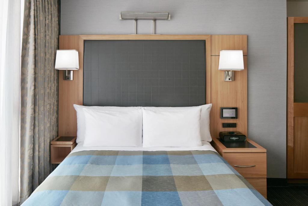 Двухместный (Клубный номер с 2 отдельными кроватями) отеля World Center Hotel, Нью-Йорк