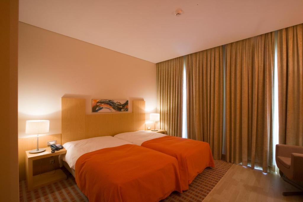 Двухместный (Двухместный номер с 1 кроватью или 2 отдельными кроватями) отеля Hotel Praia, Назаре