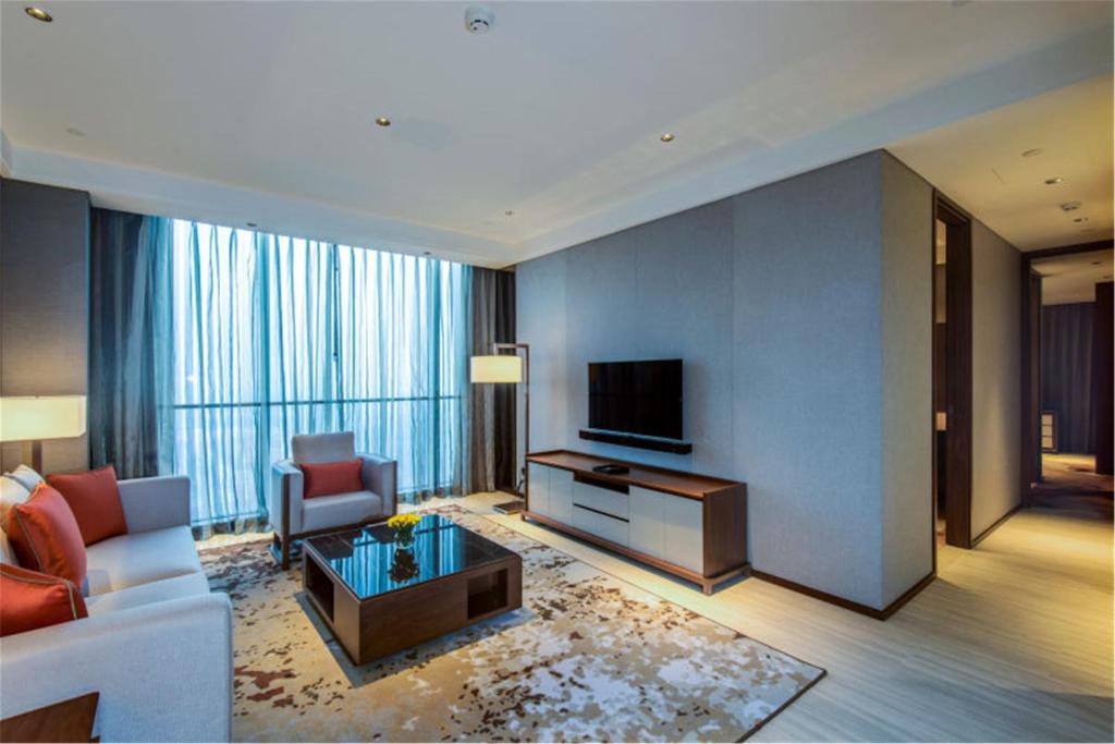 Апартаменты (Executive Club Benefits - Executive Two-Bedroom Apartment) апарт-отеля Oakwood Residence Damei Beijing, Пекин