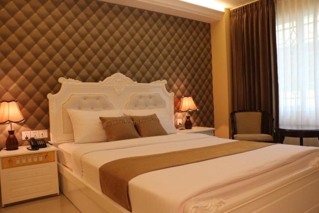 Двухместный (Двухместный номер Делюкс с 1 кроватью) отеля You Eng Hotel, Пномпень