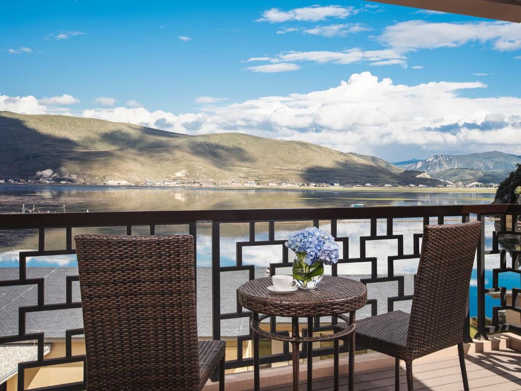 Вилла (Вилла с видом на море) отеля High Mountain Resort Shangri-la, Шангри-Ла (Тибет)