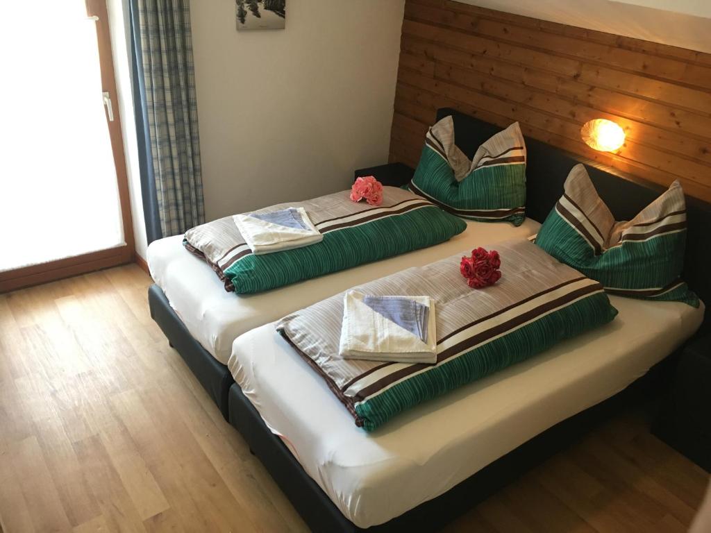 Двухместный (Двухместный номер с 1 кроватью или 2 отдельными кроватями) гостевого дома Haus Salzburgerland, Шладминг