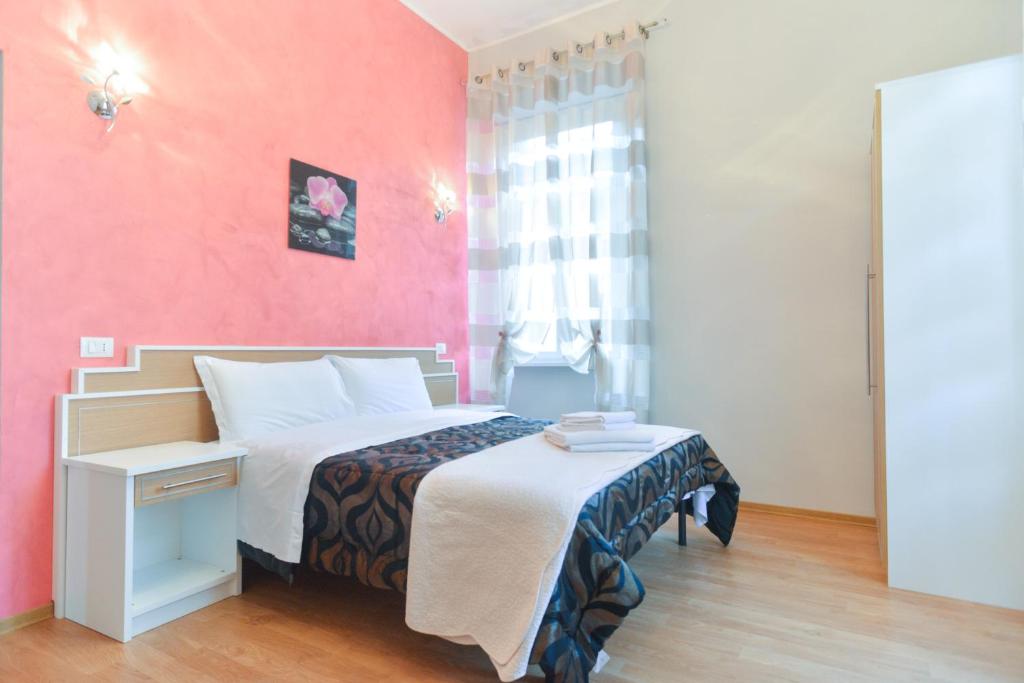 Двухместный (Двухместный номер Делюкс с 1 кроватью) гостевого дома Claudia Suites, Рим