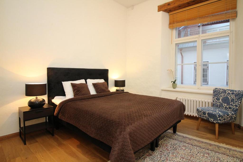 Апартаменты (Апартаменты с 3 спальнями и сауной - Toom Rüütli, 12), Tallinn City Apartments Old Town Toompea