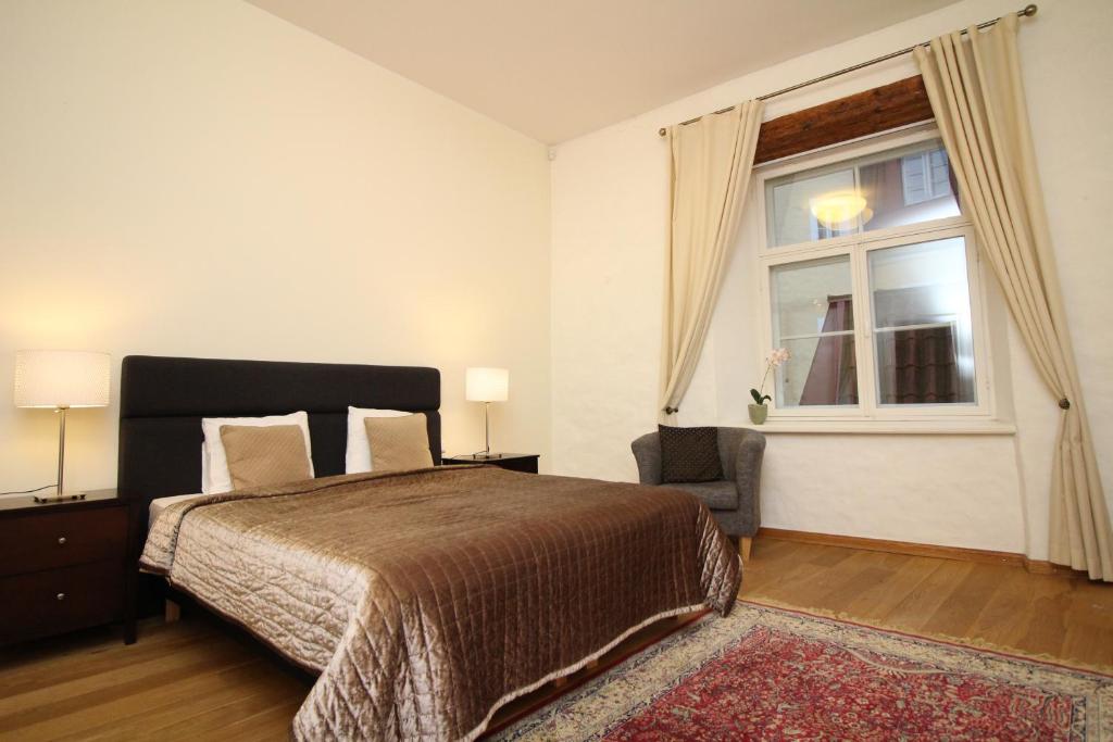 Апартаменты (Апартаменты с 3 спальнями и сауной - Toom Rüütli, 12), Tallinn City Apartments Old Town Toompea