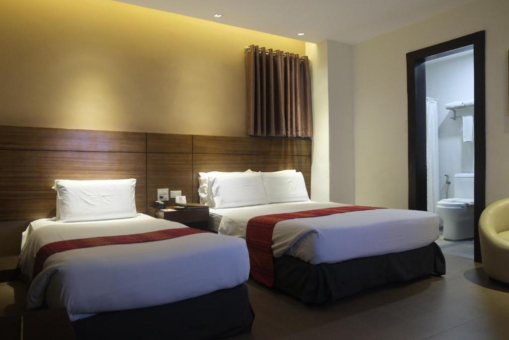 Двухместный (Grand Superior Double or Twin Room - Leisure) отеля Castle Peak Hotel, Себу