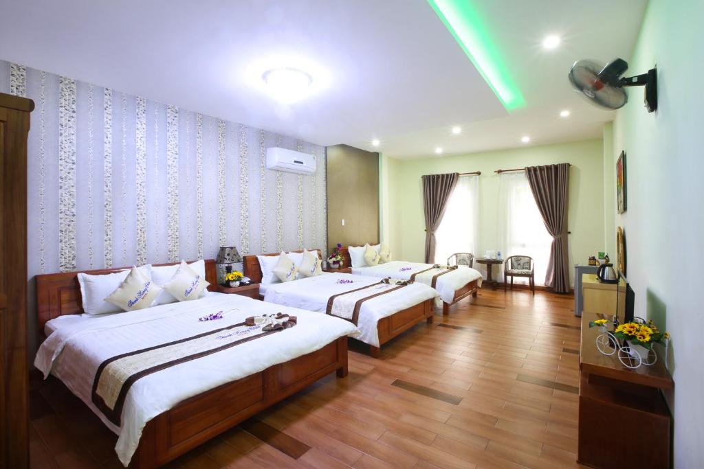 Сьюит (Люкс с 3 спальнями) отеля Thanh Hoang Chau Hotel, Дананг