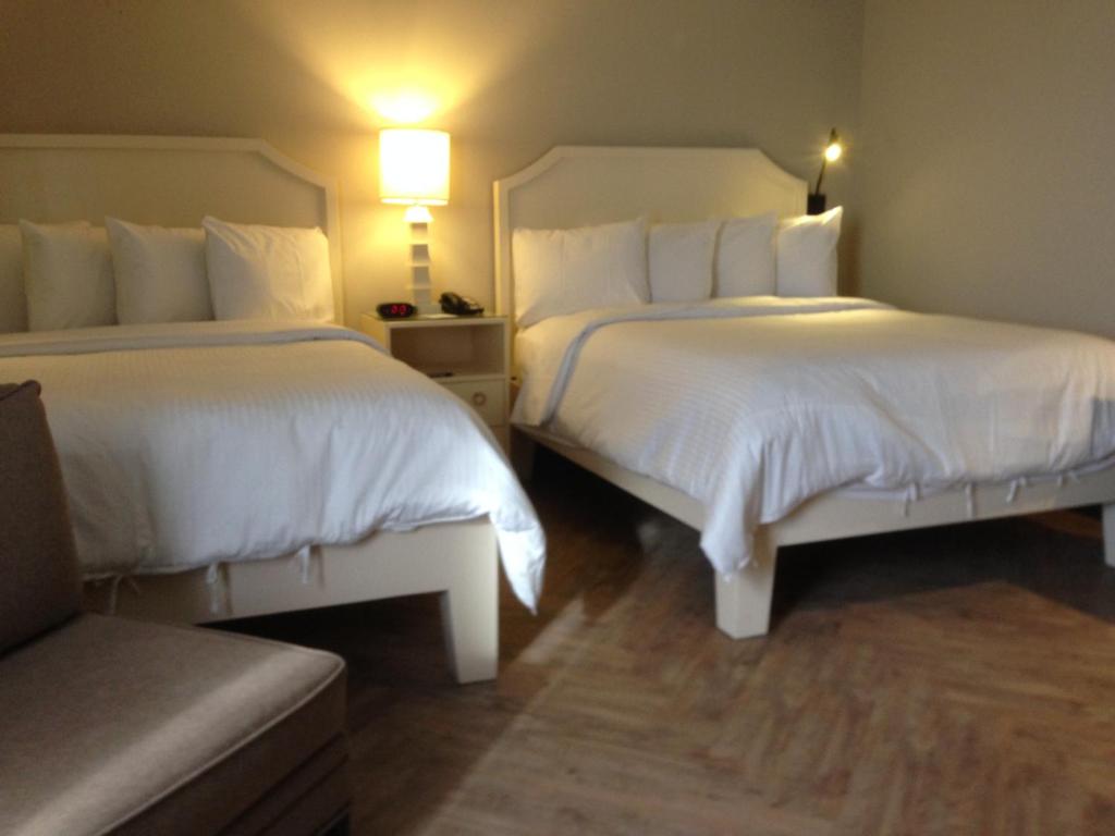 Четырехместный (Номер с 2 кроватями размера «queen-size»), Hollywood Hotel - The Hotel of Hollywood Near Universal Studios