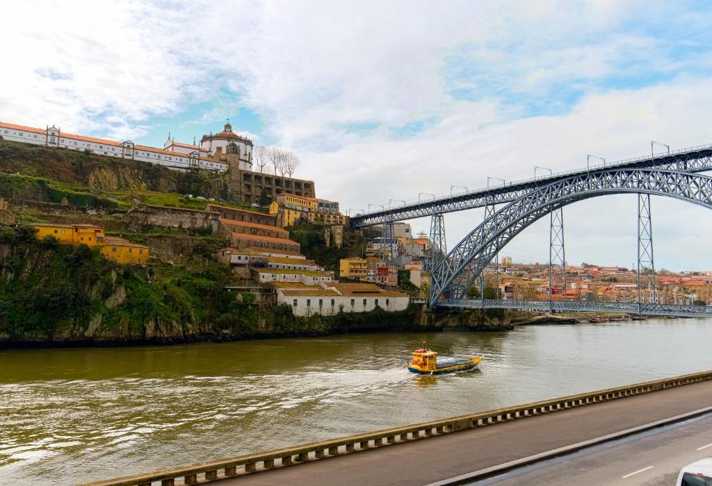 Апартаменты (Апартаменты с 2 спальнями), Oporto Trendy River