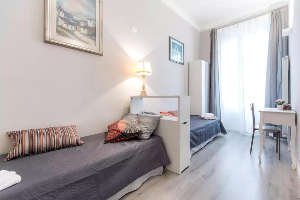 Двухместный (Двухместный номер с 1 кроватью или 2 отдельными кроватями и собственной ванной комнатой) отеля Annarè, Флоренция