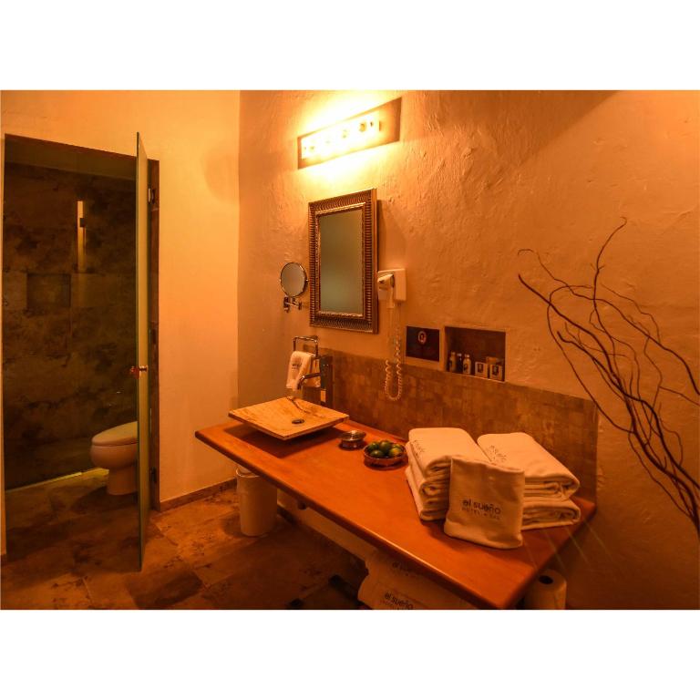 Двухместный (Двухместный номер с 2 двуспальными кроватями) отеля El Sueño Hotel & Spa, Пуэбла