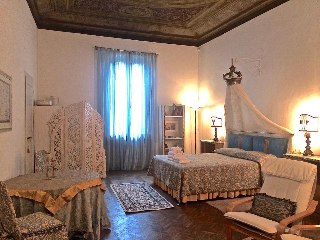 Сьюит (Двухместный люкс с 1 кроватью или 2 отдельными кроватями — Дополнительное здание) отеля Florence Dream Domus, Флоренция