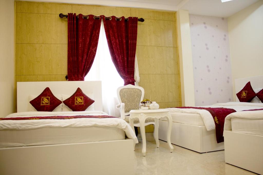 Семейный (Семейный двухместный номер с 1 кроватью) отеля Hotel Phuoc Son, Далат