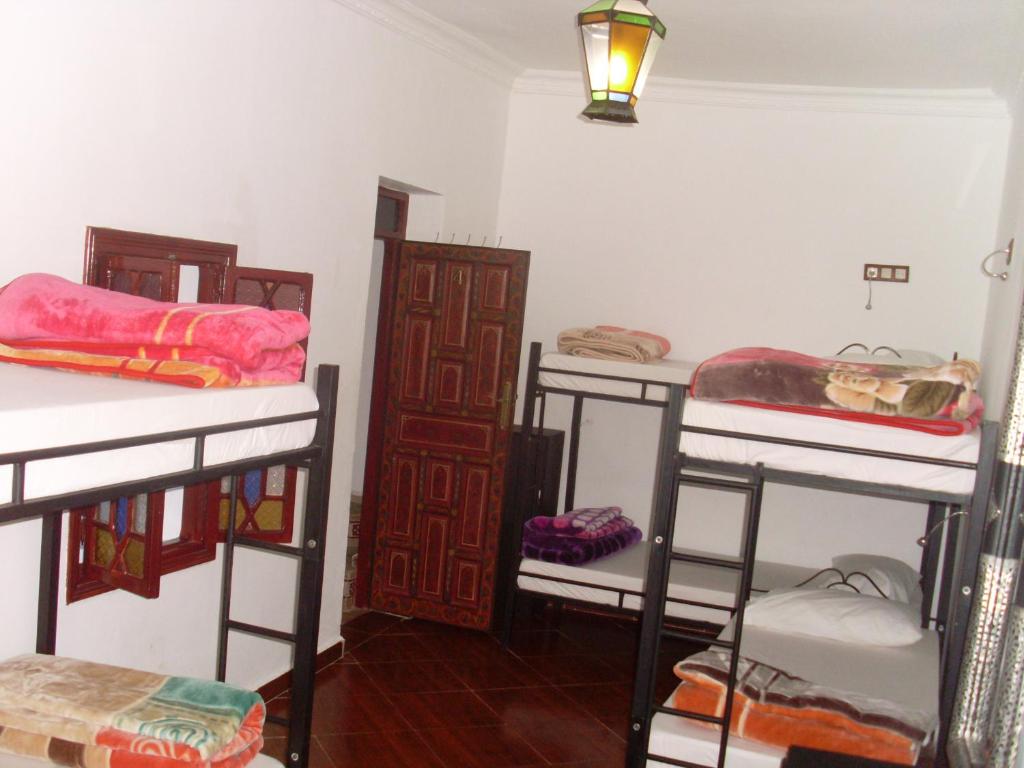 Номер (Кровать в общем 6-местном номере для мужчин и женщин) хостела The Medina Hostel, Танжер
