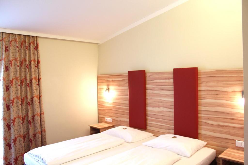 Двухместный (Двухместный номер с 1 кроватью или 2 отдельными кроватями) отеля Come IN Hotel, Ингольштадт