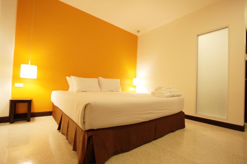 Двухместный (Стандартный двухместный номер с 1 кроватью) отеля Chaba Place, Хуахин