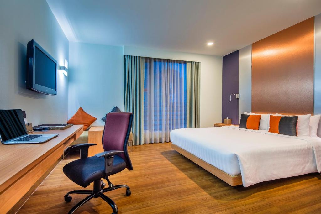 Двухместный (Двухместный номер Делюкс с 1 кроватью) отеля Hotel Solo, Sukhumvit 2, Bangkok, Бангкок