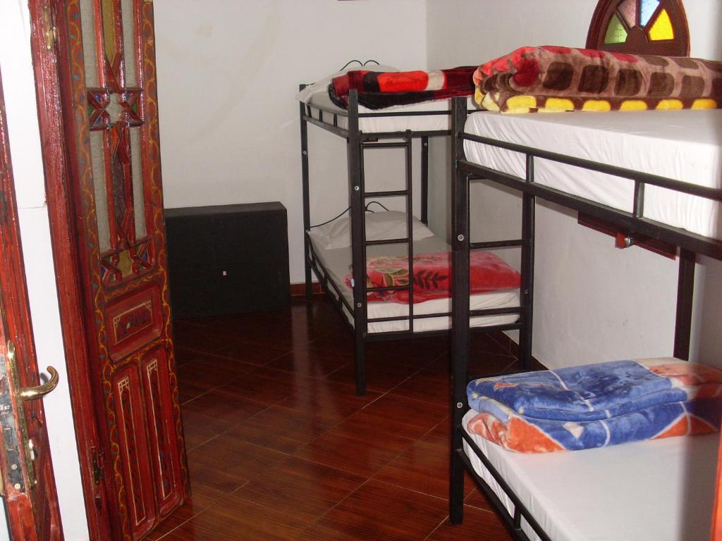 Номер (Кровать в общем 4-местном номере для мужчин и женщин) хостела The Medina Hostel, Танжер