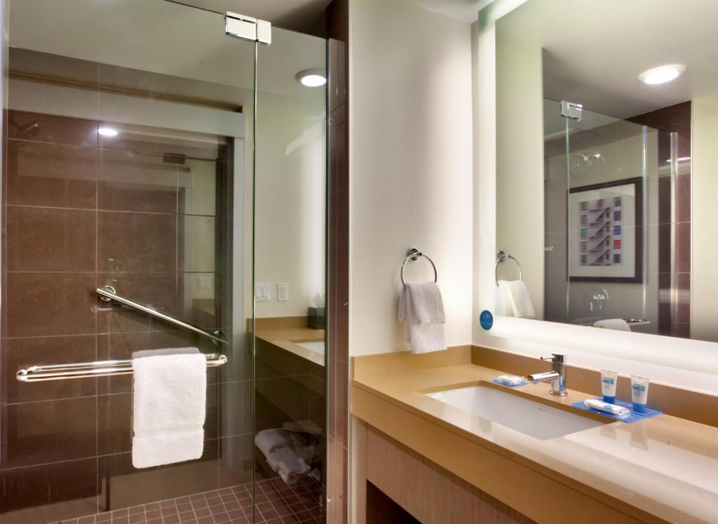 Двухместный (Номер Den с кроватью размера «king-size»), Hyatt House Portland / Downtown