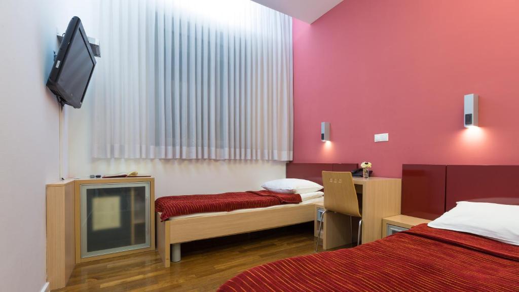 Двухместный (Двухместный номер с 2 отдельными кроватями) отеля Dream Hotel, Велика-Горица