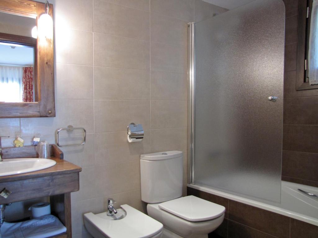 Трехместный (Трехместный номер с видом на горы), Hotel Sesué