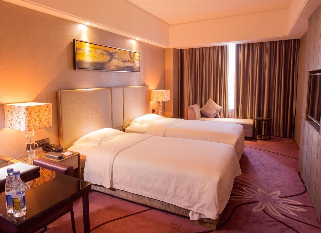 Двухместный (Представительский двухместный номер с 2 отдельными кроватями) отеля La Perle International Hotel, Гуанчжоу