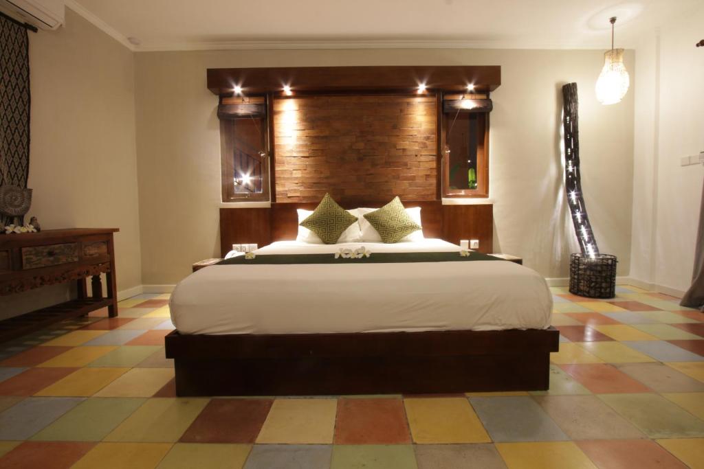 Двухместный (Предложение «Домашний отпуск» - Двухместный номер Делюкс с 1 кроватью или 2 отдельными кроватями) парк-отеля Green Bird Villa, Убуд