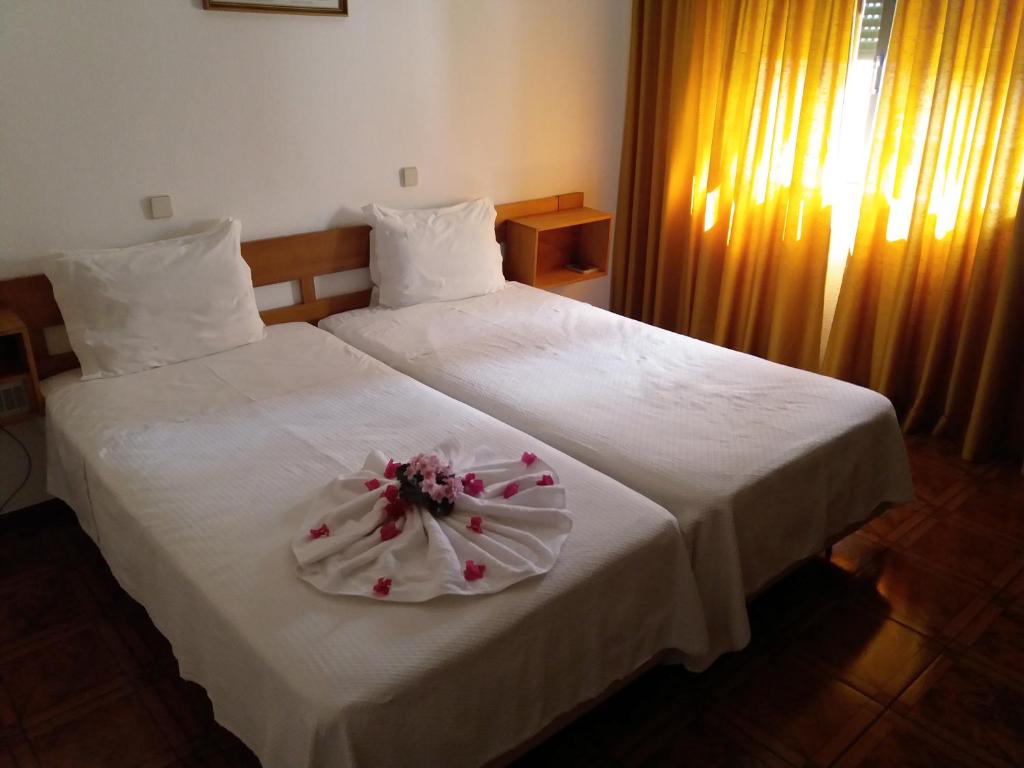 Двухместный (Стандартный двухместный номер с 2 отдельными кроватями) отеля Hotel Alcaide, Портиман