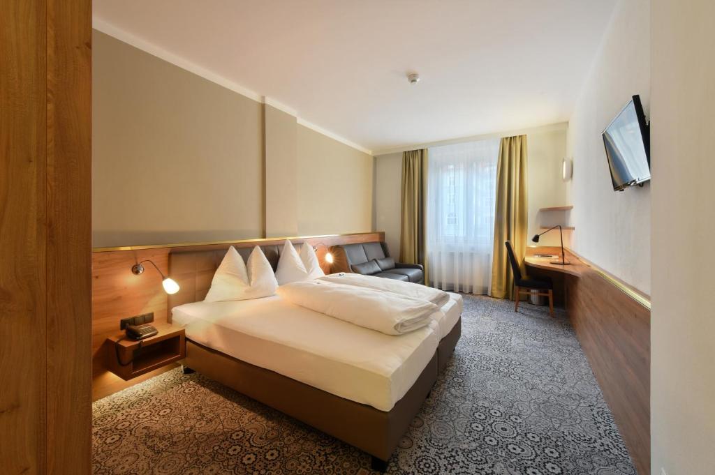 Двухместный (Двухместный номер с 1 кроватью - Подходит для гостей с ограниченными физическими возможностями) отеля Hotel Zach, Инсбрук