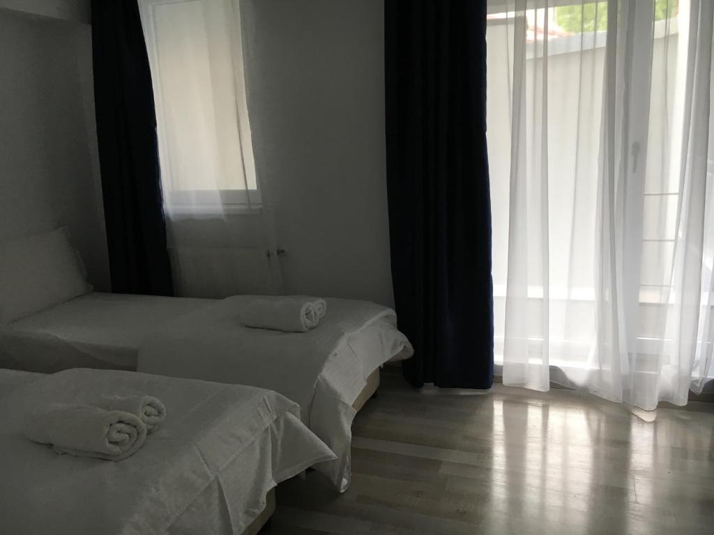 Апартаменты (Стандартные апартаменты с 3 спальнями), Bucharest Last Minute Accommodation