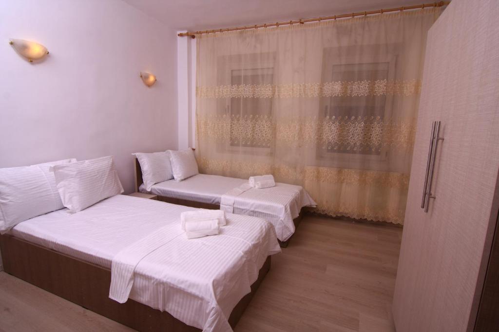 Апартаменты (Апартаменты с 6 спальнями), Bucharest Last Minute Accommodation